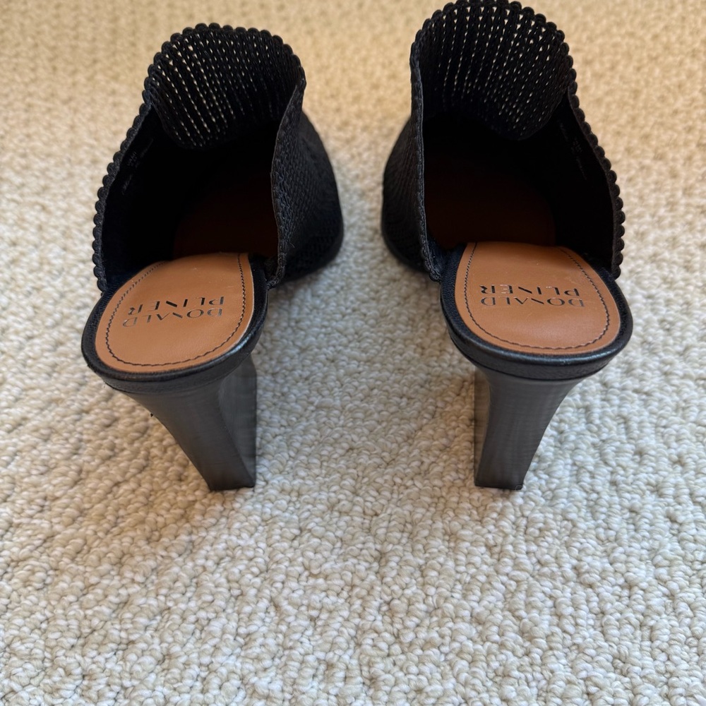 Donald Pliner Vami Black Basic Elastic Mules In S… - image 4